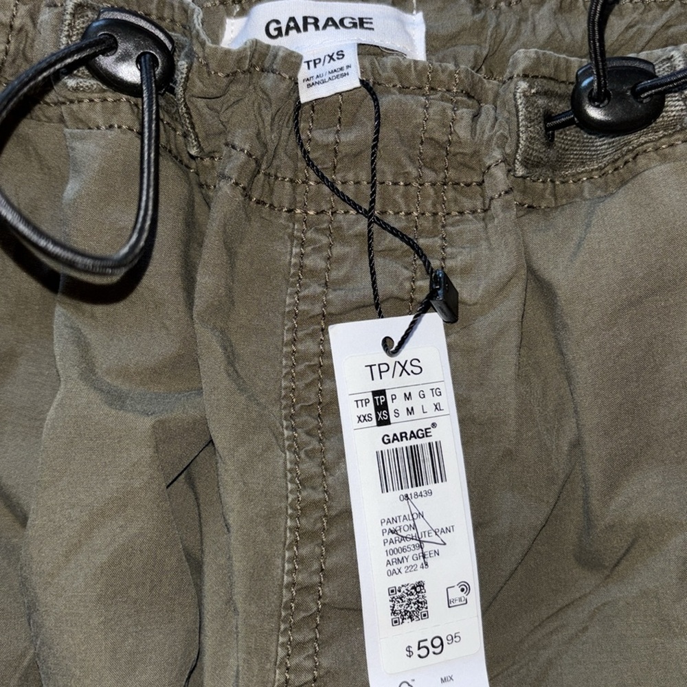 NWT Garage Paxton Parachute Pants In The Color Army Green - Picture 5 of 5